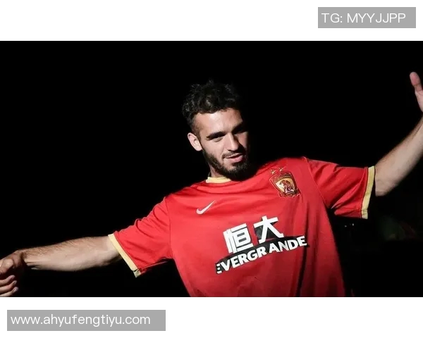 尼奥尔与朗斯激战正酣精彩对决引发球迷热议与期待